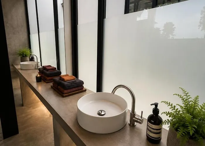 Luxury 2 Bed Ensuite Near Finns Club チャングー